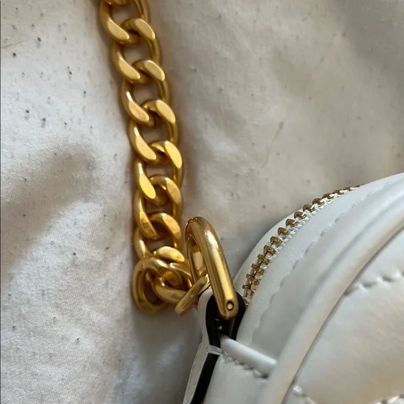 Tory Burch White Quilted Crossbody Bag - Picture 3 of 8